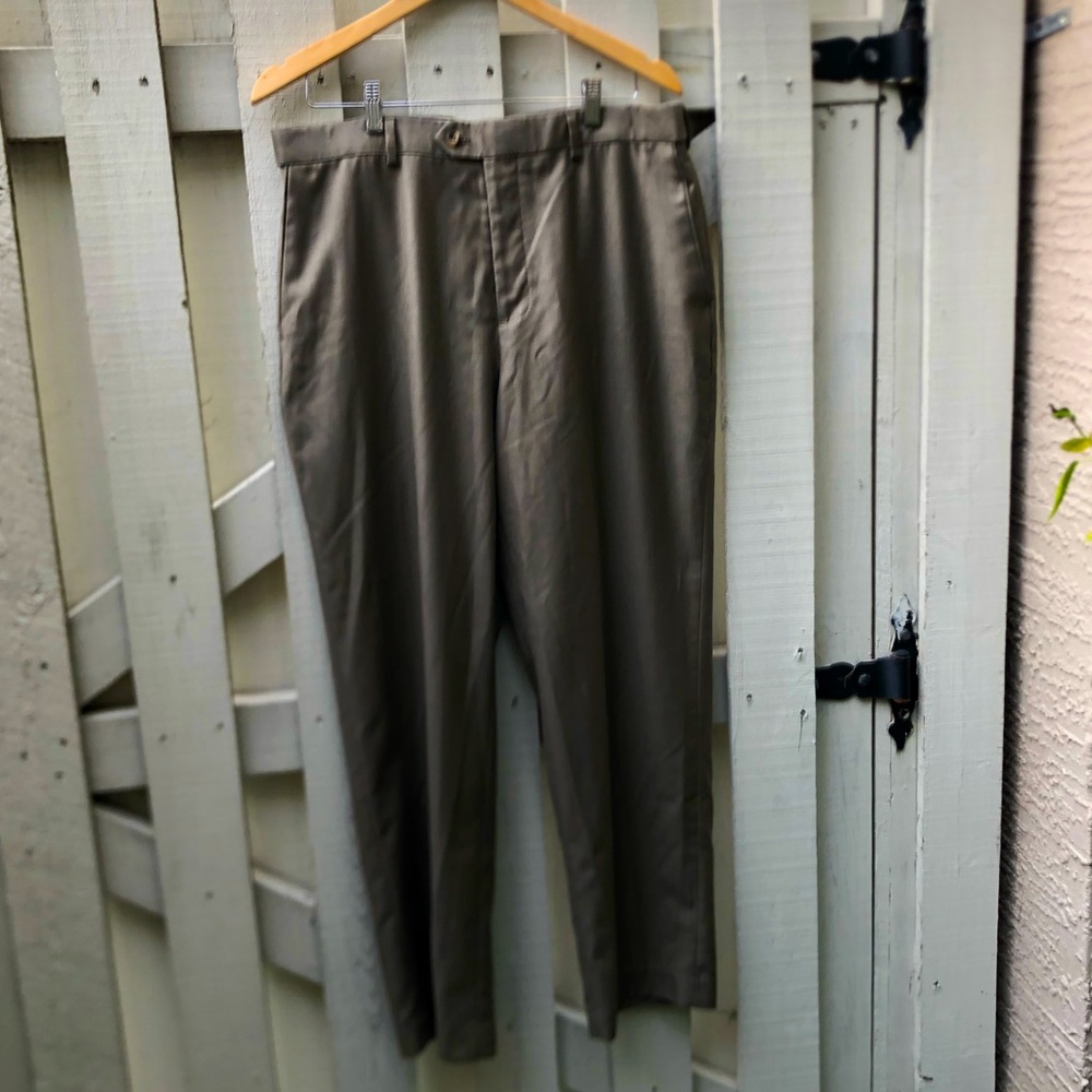 Croft & Barrow Classic Fit Flat Front Trousers
